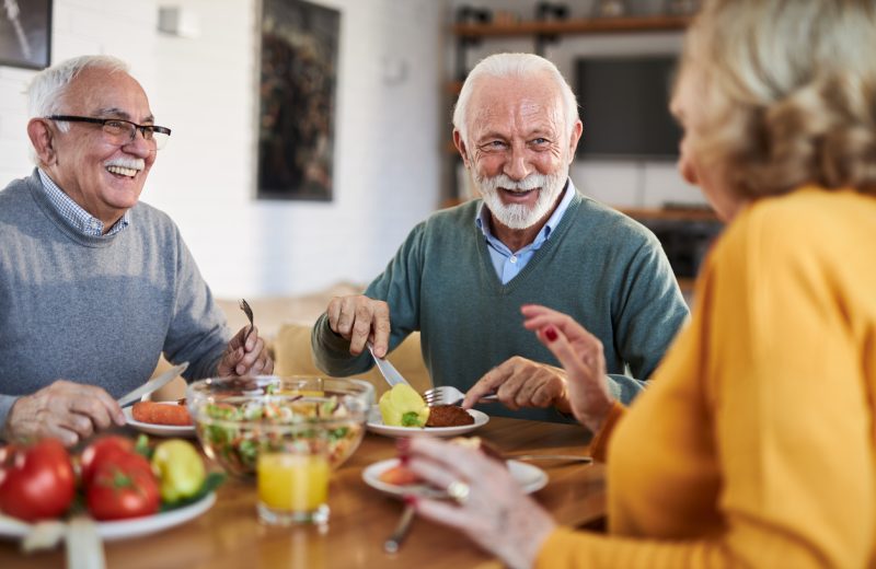 Les résidences pour seniors : une solution efficace face à l’isolement